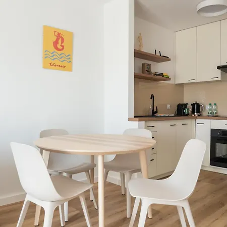 Powisle Comfy By Bookinghost