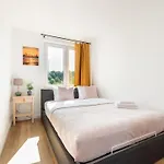 Powisle Comfy By Bookinghost ワルシャワ
