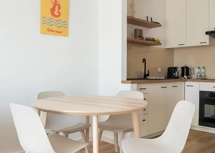 Powisle Comfy By Bookinghost